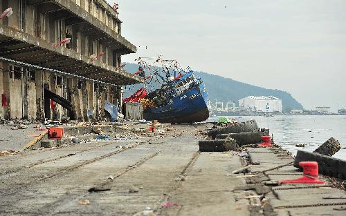 Photo taken on March 3, 2010 shows the port of the quake-devastated Talcahuano, south Chile. 