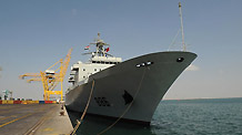 Chinese navy supply ship Qiandaohu docks at the Gulf of Aden near Yemen on March 14, 2010.