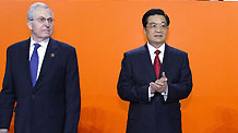 Chinese President Hu Jintao (R) and International Exhibitions Bureau (BIE) President Jean-Pierre Lafon attend the opening ceremony of the Shanghai World Expo in Shanghai, east China, on April 30, 2010.