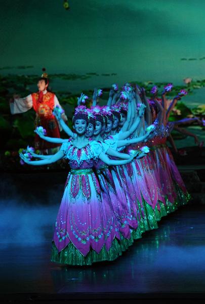 Actors from the Phibada Opera Troupe of the Democratic People's Republic of Korea (DPRK) perform 'A Dream of Red Mansions' in Beijing, capital of China, May 6, 2010. 