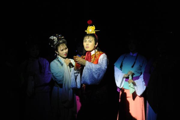 Actors from the Phibada Opera Troupe of the Democratic People's Republic of Korea (DPRK) perform 'A Dream of Red Mansions' in Beijing, capital of China, May 6, 2010. 