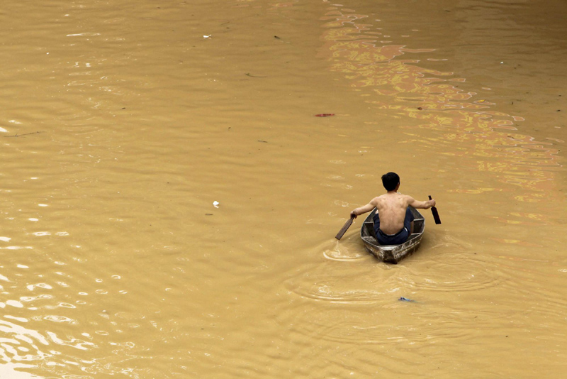 Day-by-day Photos: China flood