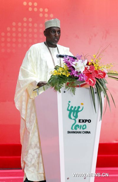 Djibert Younous, Culture, Youth and Sports Minister of Chad, speaks during celebration for the National Pavilion Day for Chad at the World Expo in Shanghai, east China, Aug. 10, 2010. 