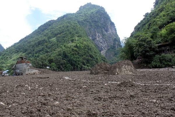 Photo taken on Aug. 18, 2010 shows the mudslides site in Puladi Township of Gongshan Drung-Nu Autonomous County, southwest China's Yunnan Province.