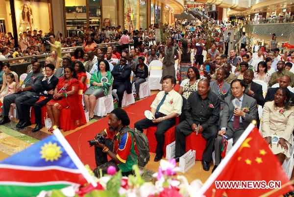Guests from China and Namibia attend the opening ceremony of Namibia Week at the 2010 World Expo in Shanghai, east China, Aug. 23, 2010. 
