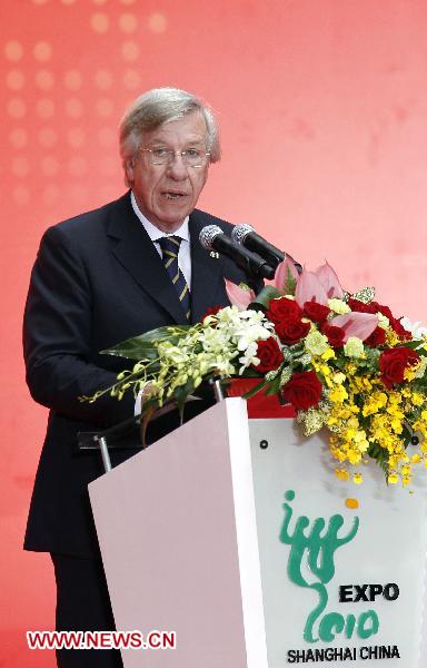 Uruguayan Vice President Danilo Astori speaks during a ceremony marking the National Pavilion Day of Uruguay at the 2010 World Expo in Shanghai, east China, Aug. 25, 2010. 