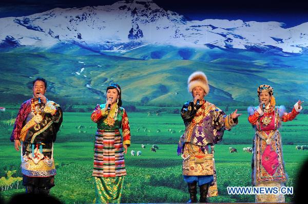 Singers perform at the opening ceremony of the Tibet Week in World Expo Park in Shanghai, east China, Sept. 1, 2010. 