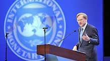 President of the World Bank Robert Zoellick addresses the opening ceremony of the Plenary Session of the Annual Meetings of the International Monetary Fund (IMF) and World Bank in Washington, the United States, Oct. 8, 2010.