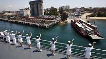 The Chinese navy hospital ship Peace Ark arrives in Mombasa, Kenya, on Oct. 13, 2010. Peace Ark arrived here on Wednesday.