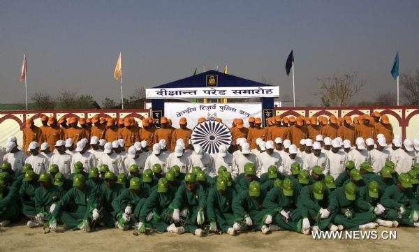 Newly trained Indian paramilitary soldiers march during a passing-out parade in Srinagar, the summer capital of Indian-controlled Kashmir, November 3, 2010.