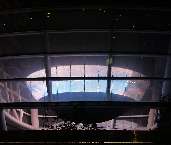 The light of Taiwan Pavilion&apos; sphere screen is turned off at the pavilion&apos; closing ceremony Sunday night.