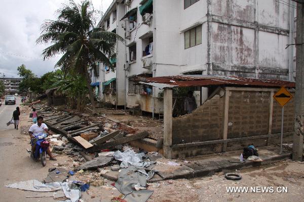 Debris left by the flood lies on the ground in Hat Yai City of south Thailand's Songkhla Province Nov. 4, 2010. 