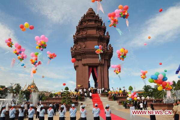 Balloons are released during a ceremony to celebrate the 57th anniversary of independence of Cambodia in Phnom Penh, on Nov. 9, 2010. 