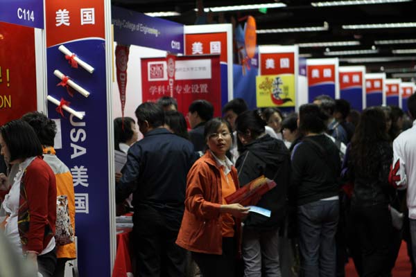 Chinese flock to US for further education