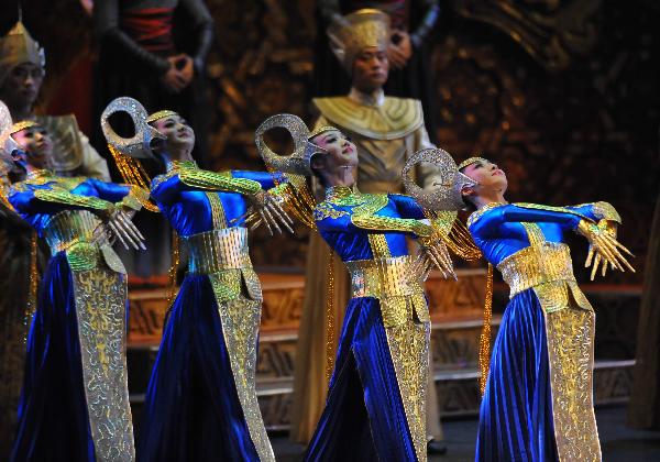 Artists perform during the dance drama Marco Polo in the National Center For The Performing Arts (NCPA) in Beijing, capital of China, Dec. 22, 2010.