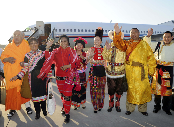 Members of the 11th National Committee of the Chinese People&apos;s Political Consultative Conference (CPPCC) from Yunnan Province arrived in Beijing on Monday for the upcoming CPPCC session. The CPPCC session will open on March 3 at the Great Hall of the People. 