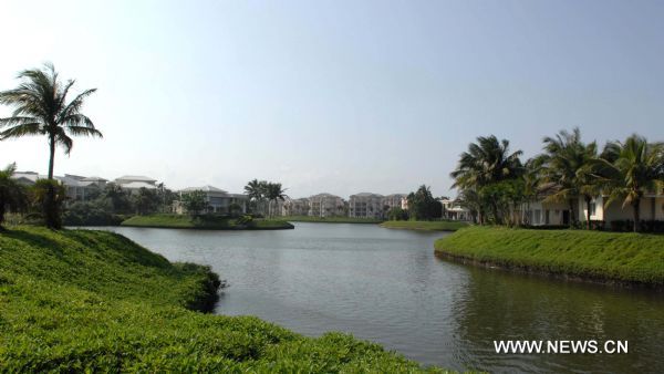 Photo taken on April 9, 2011 shows villas near the International Conference Center of the Bo'ao Forum for Asia (BFA) in Bo'ao Township, south China's Hainan Province. 