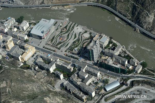 The bird's eye-view photo taken on April 24, 2011 shows a scene in Wenchuan, southwest China's Sichuan Province. 