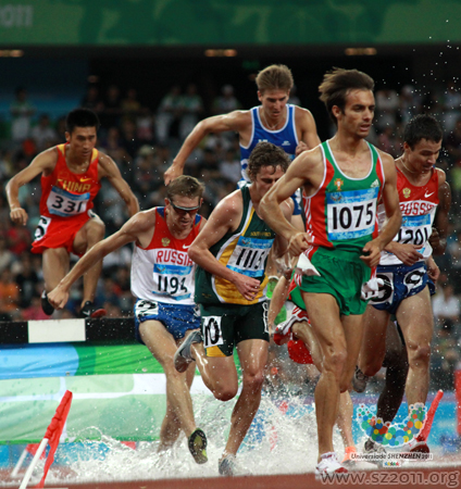 Portugal&apos;s Alberto Paulo celebrates after the men&apos;s 3000m steeplechase final at the 26th Summer Universiade, Shenzhen on August 20, 2011. Paulo claimed the gold medal with 8 minutes 32.26 seconds.
