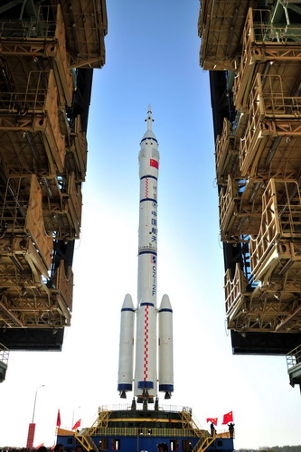 Shenzhou-8, an unmanned spacecraft, and its carrier, Long March 2-F, are transported to the launch pad at the Jiuquan Satellite Launch Center in northwest China's Gansu Province on Wednesday.