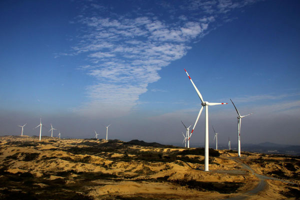 Laoyemiao wind power plant in Duchang County, east China&apos;s Jiangxi Province, Nov 10, 2010.