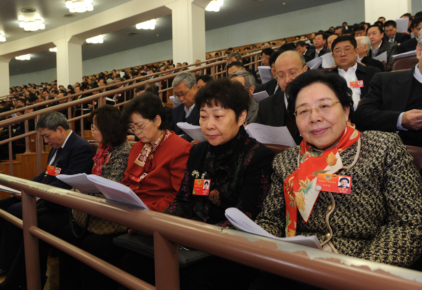 The 11th National People&apos;s Congress (NPC), the top legislature of China, starts its fifth session at the Great Hall of the People in Beijing Monday morning. Premier Wen Jiabao is delivering a report on the work of the government at the opening meeting. 