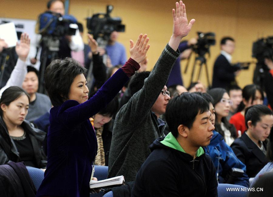 (TWO SESSIONS)CHINA-BEIJING-NPC-NEWS CONFERENCE-REAL ECONOMY (CN)