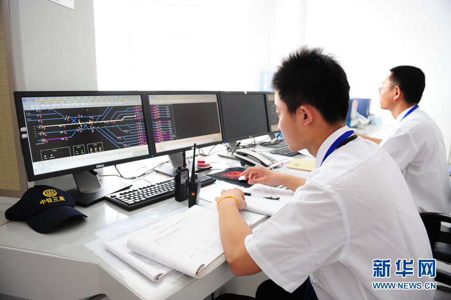 Technicians test communication equipment for subway line 6 (Phrase 1) which will open this September in Beijing, May 9, 2012. 