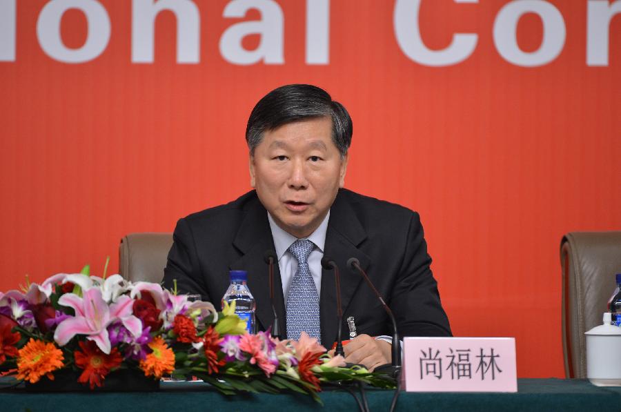 A group interview, with its theme 'reform and scientific development of banks in China', is held by the press center of the 18th National Congress of the Communist Party of China (CPC) in Beijing, capital of China, Nov. 11, 2012.