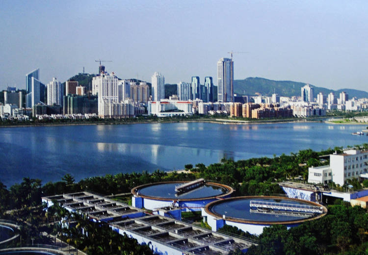 Photo shows a sewage treatment plant in Xiamen in Fujian Province. 