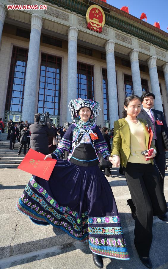 Delegates leave after the closing session of the 18th National Congress of the Communist Party of China (CPC) at the Great Hall of the People in Beijing, capital of China, Nov. 14, 2012.