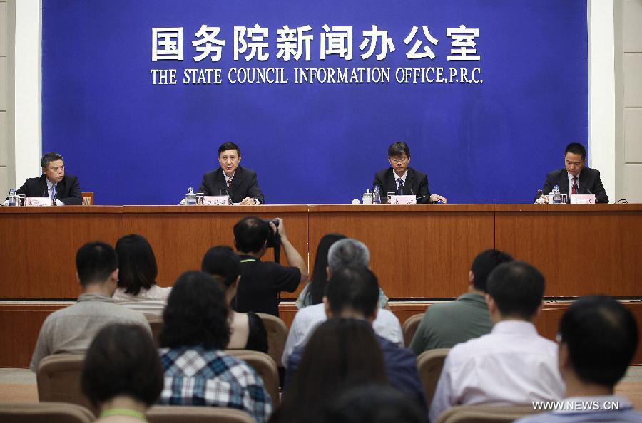 CHINA-SCIENCE-SHENZHOU-10 SPACECRAFT-RETURN-PRESS CONFERENCE (CN)