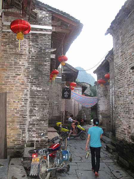 Old buildings in the Ming Dynasty (1368-1644) style [CnDG by Jiao Meng] 