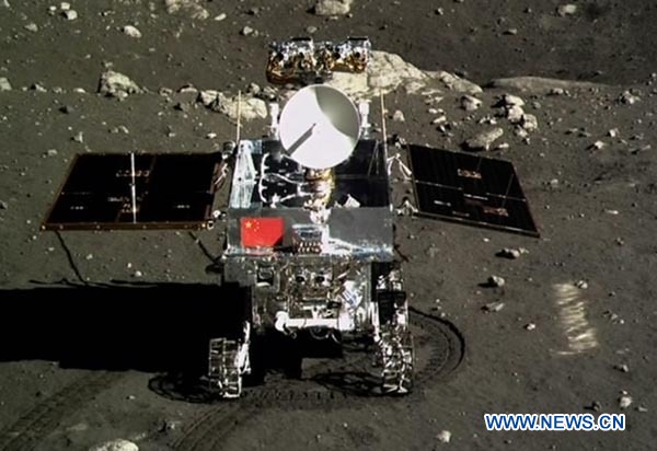 Chang'e 3 mission marked completion of the second phase of the country's lunar program, and China plans to launch lunar probe Chang'e 5 in 2017. [Photo / Xinhua]