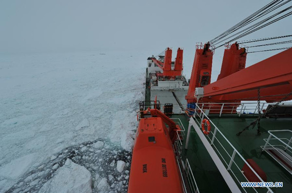Icebreaker Xuelong is trapped in thick ice, in Antarctica, Jan. 6, 2014. 