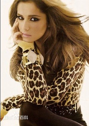 Cheryl Cole, one of the 'top 10 UK beauty icons of 2013' by China.org.cn.