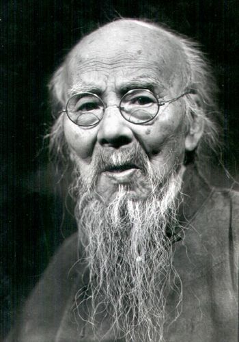 Qi Baishi, one of the &apos;top 10 Chinese modern painters&apos; by China.org.cn.