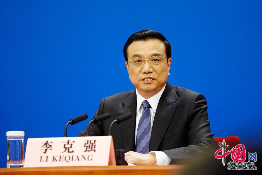 Chinese Premier Li Keqiang speaks at a press conference after the closing meeting of the second annual session of China's 12th National People's Congress (NPC) at the Great Hall of the People in Beijing, capital of China, March 13, 2014.[China.org.cn]  