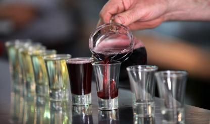Top 10 alcohol-consuming countries 2014 - China.org.cn