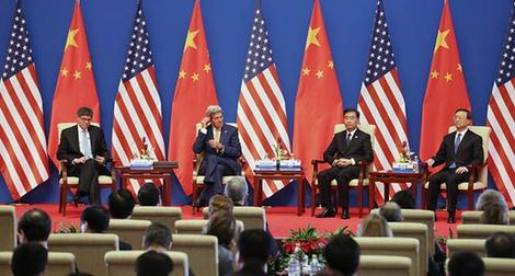 L-R: United States Treasury Secretary Jacob J. Lew, US Secretary of State John Kerry, Chinese Vice-Premier Wang Yang and State Councilor Yang Jiechi attend the opening ceremony of the sixth China-US Strategic and Economic Dialogue in Beijing on Wednesday. [China Daily]