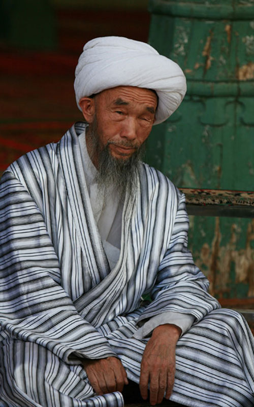 Jume Tahir, imam of China's largest mosque, the Id Kah Mosque in the city of Kashgar, was murdered by religious extremists on July 30, 2014. [File Photo / CRI Online]