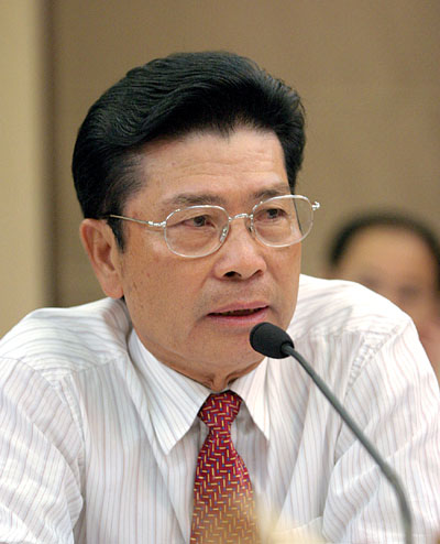 He Xiangjian, one of the 'Top 10 Chinese billionaires of 2014' by China.org.cn.