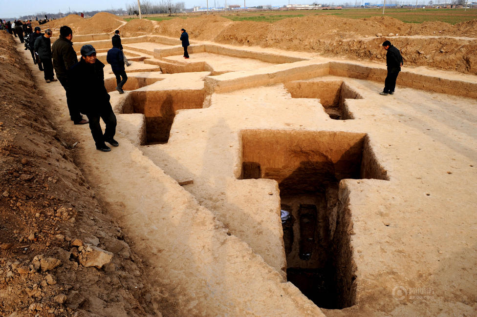 Chinese Archaeologists have completed excavating the site of the ancient city of Sizhou in Xuyi county in East China&apos;s Jiangsu province.