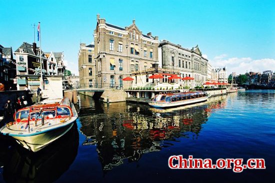 Netherland, one of the 'top 10 countries with highest income' by China.org.cn.
