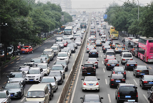 File photo shows the traffic congestion during rush hour in Beijing. [Photo: Xinhua]