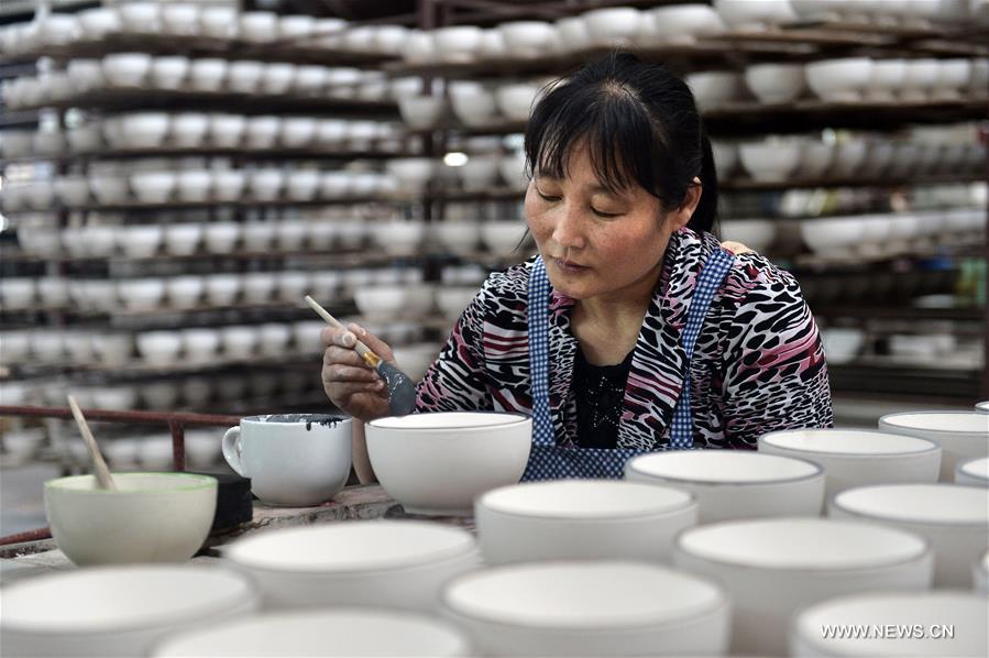 China's Zibo well-known for production and export of porcelain products