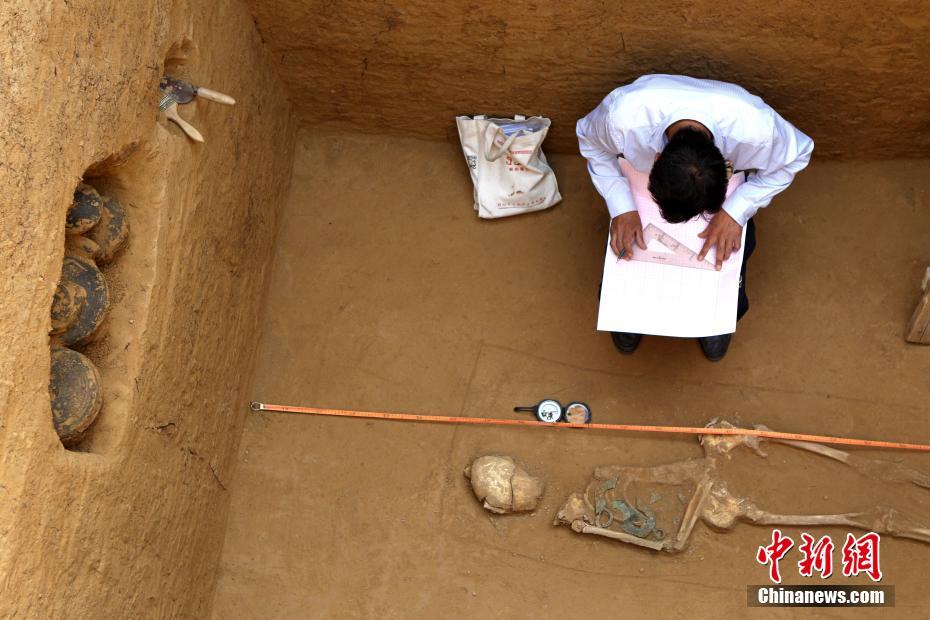 Over 2,000-year-old relics unearthed in Henan