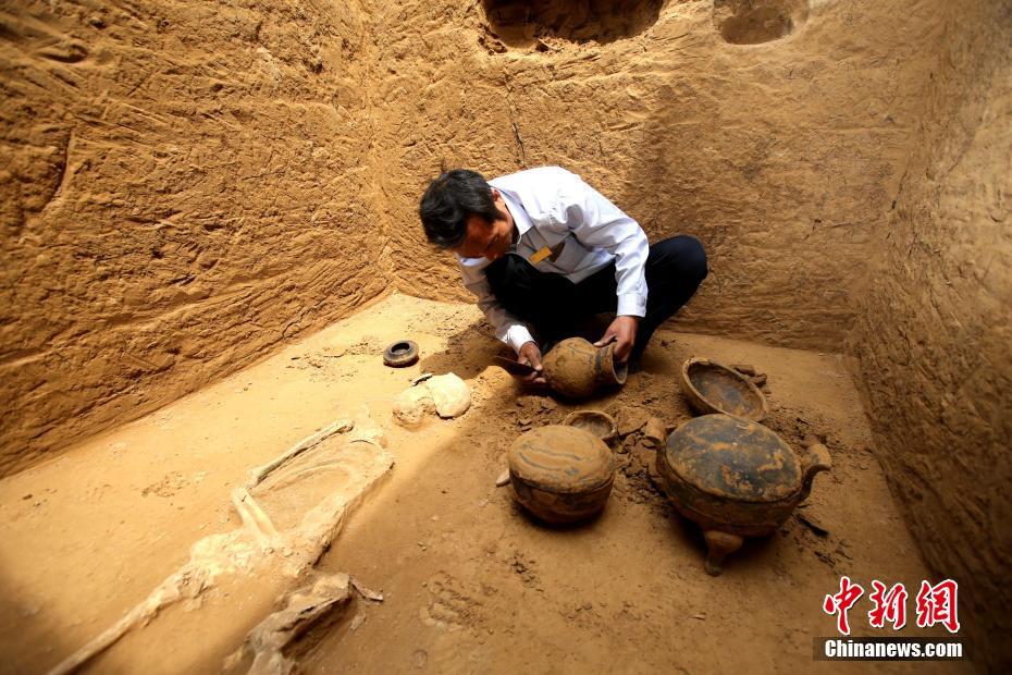 Over 2,000-year-old relics unearthed in Henan Over 2,000-year-old relics unearthed in Henan