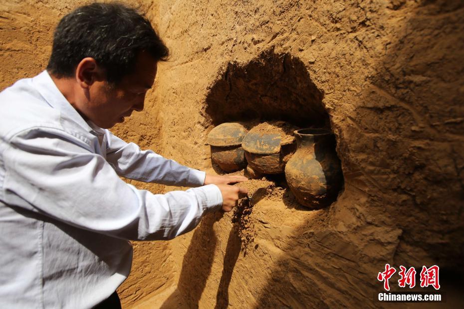 Over 2,000-year-old relics unearthed in Henan
