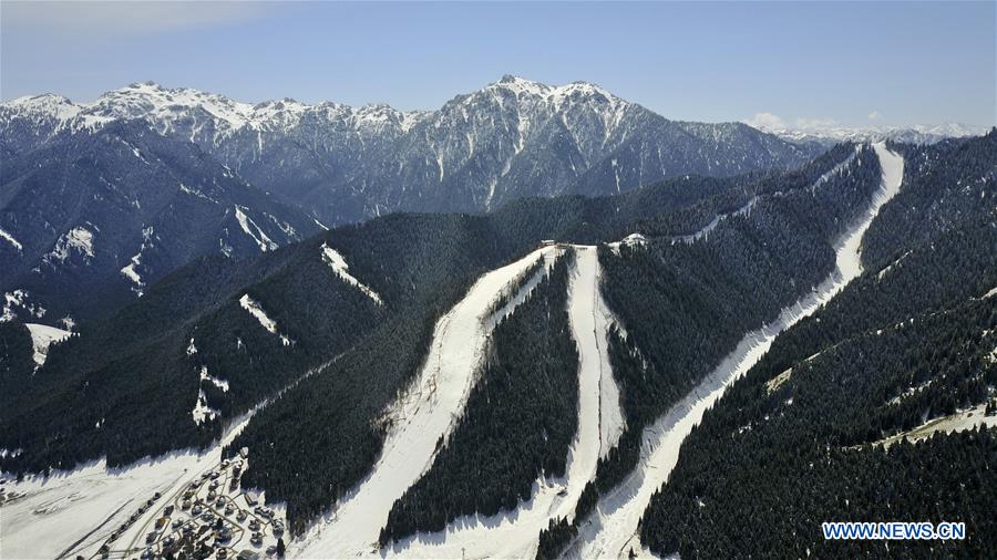 Snow scenery of Tianshan Mountains in China&apos;s Xinjiang